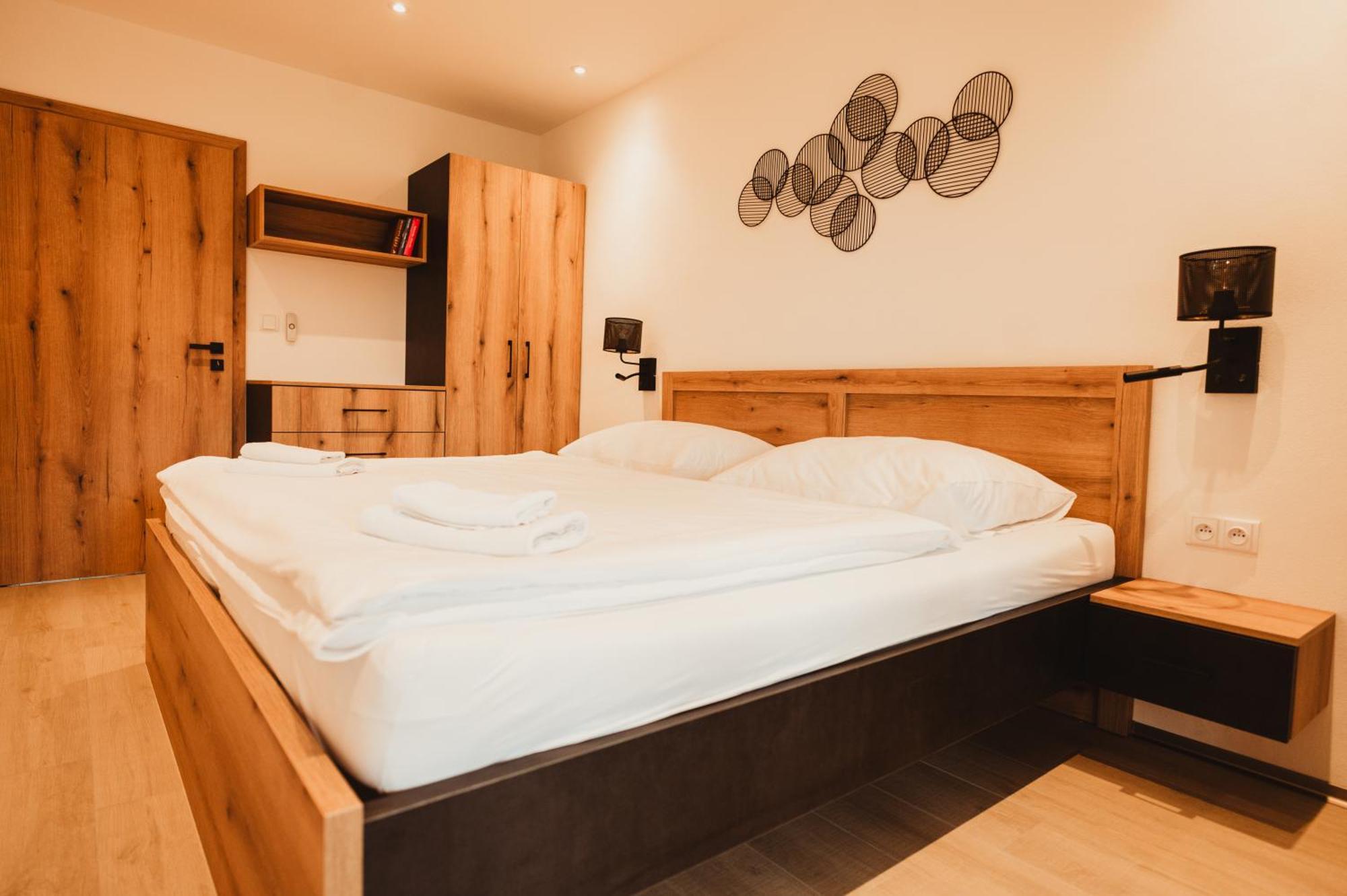 Hotel U Racka Ostrožská Nová Ves Екстериор снимка